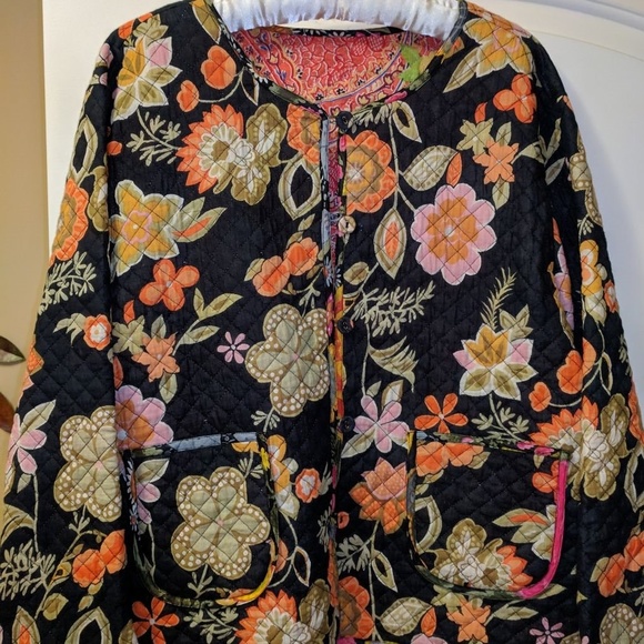 Quilted Reversible black print jacket - Picture 1 of 1
